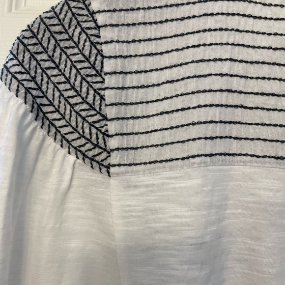 New- Anthropologie top - Picture 4 of 5